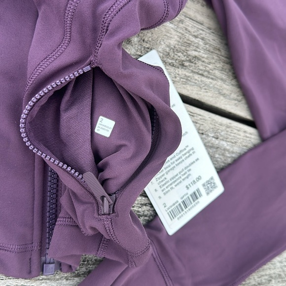 Lululemon Define Cropped Jacket Nulu Grape Thistle NWT SIZE 2 🍇 - Picture 6 of 7